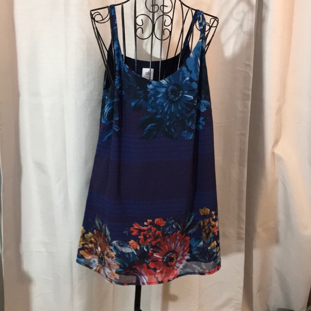 CAbi    Artist Cami   #3434    NWT     Med